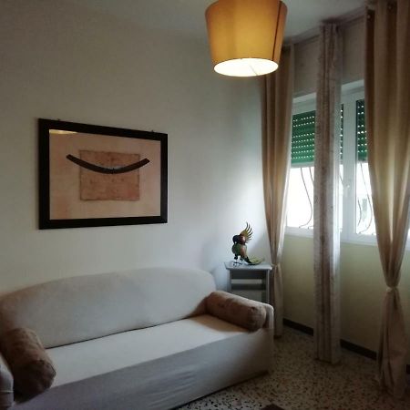A Due Passi Dal Mare Apartment Sestri Levante Bagian luar foto